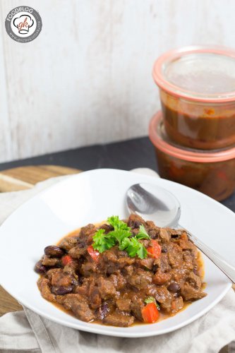 Chili con Carne mit Kakao und Zimt