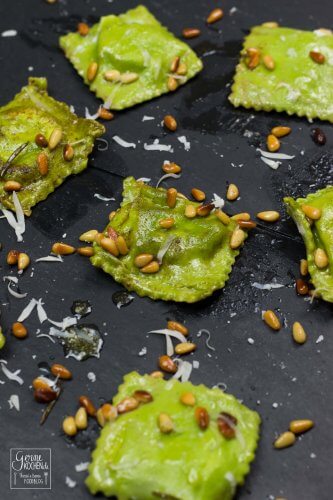 grünen Ravioli mit Burrata