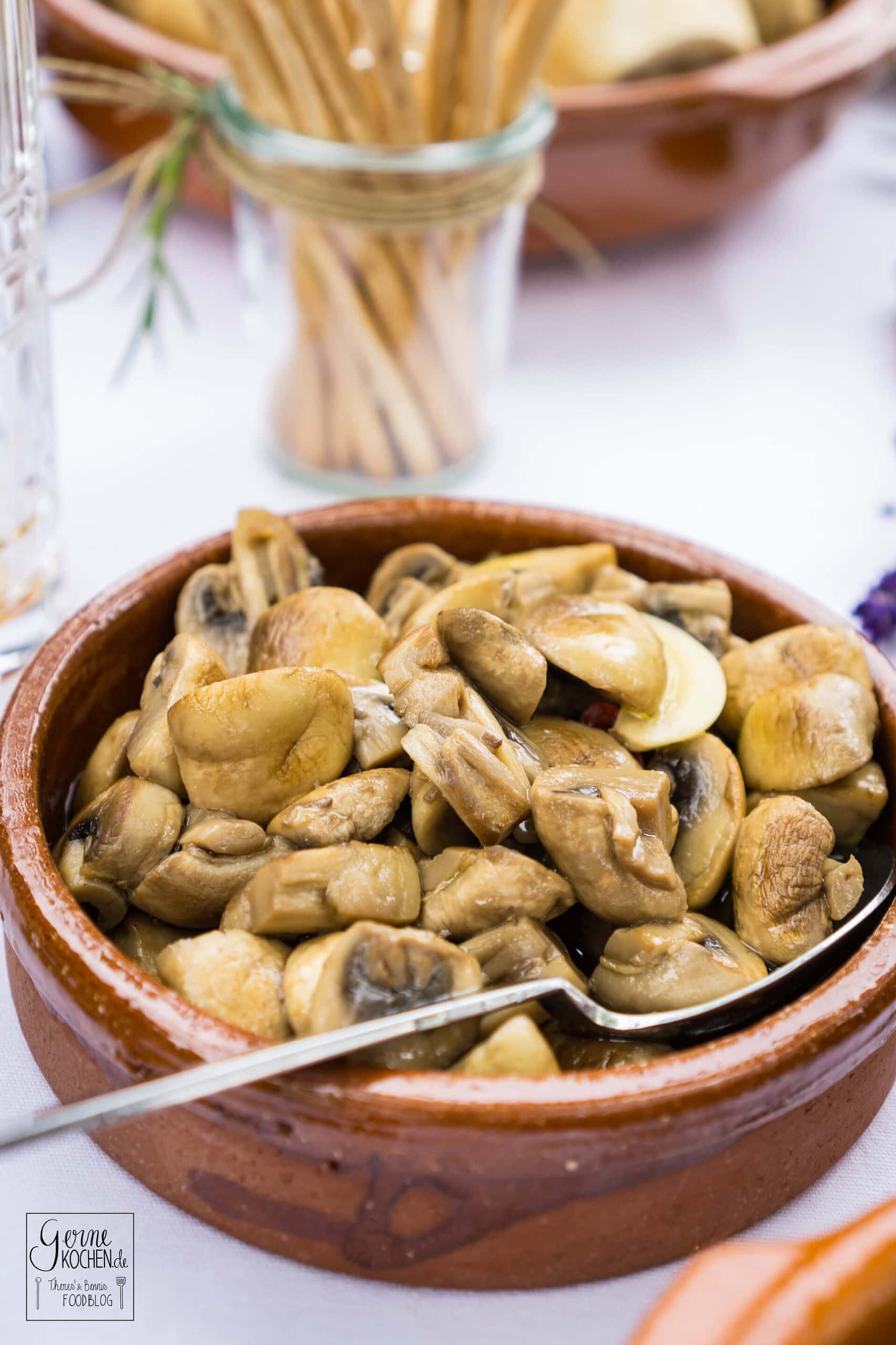 Eingelegte Champignons