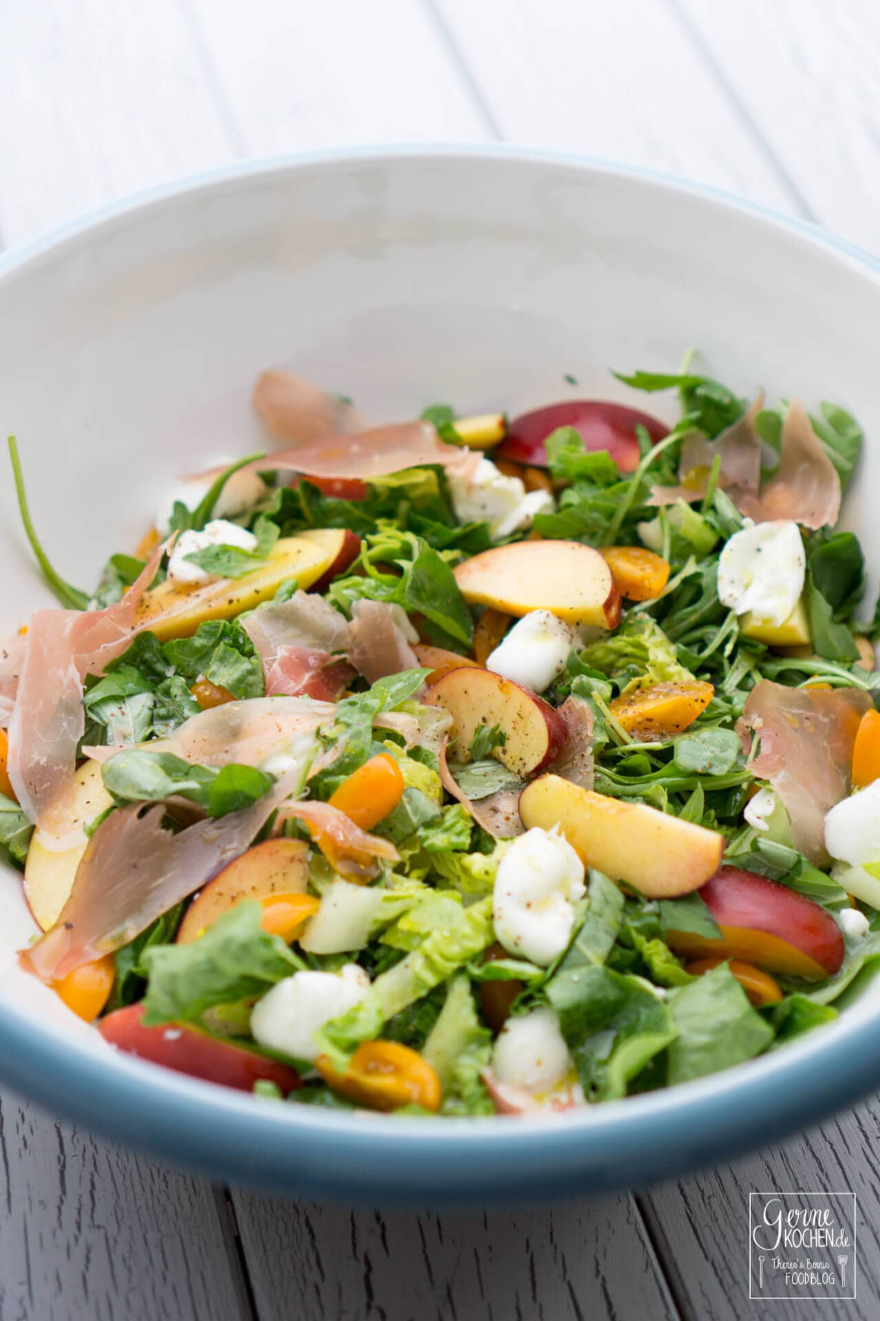 Salat mit Nektarinen