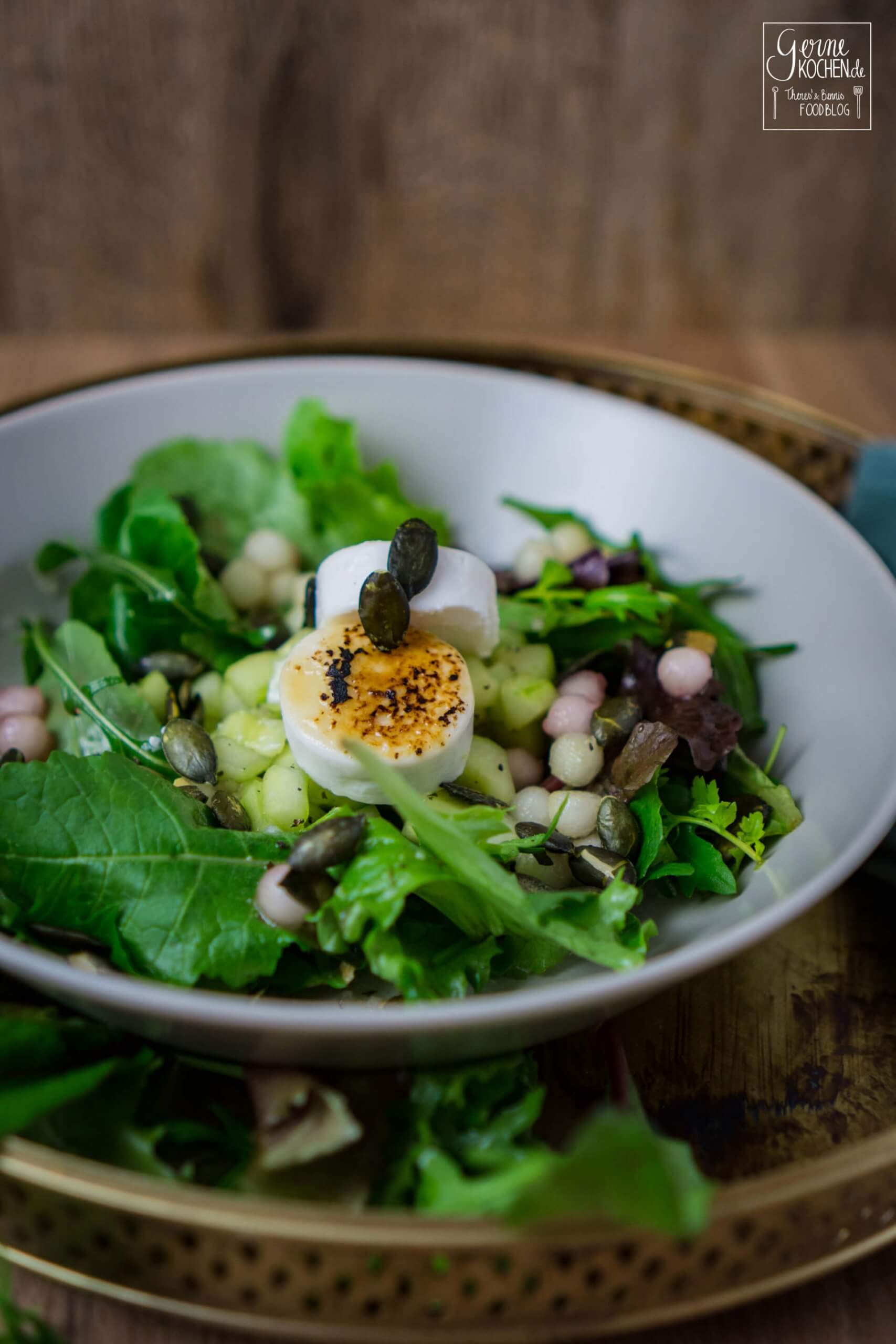 Geflämmter Ziegenfrischkäse