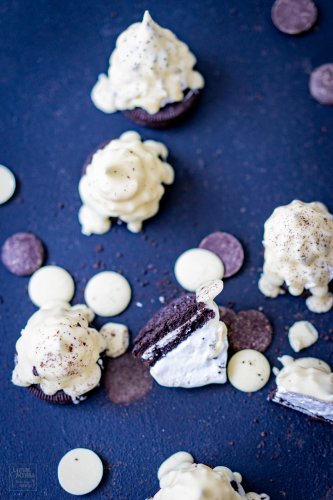 Oreo®-Schaumküsse mit weißer Schokolade