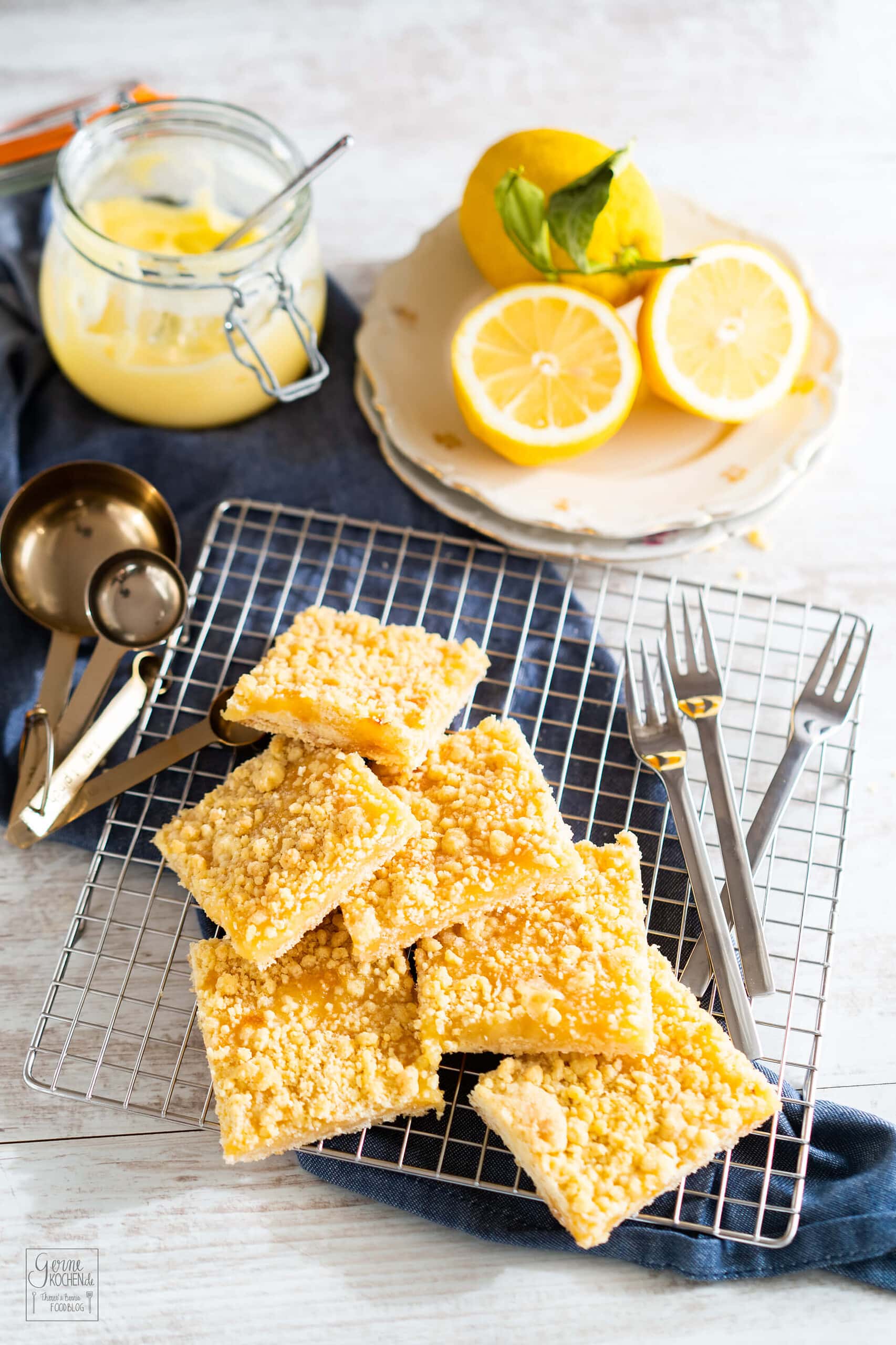 Zitronenstreuselkuchen