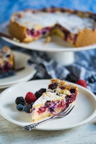 Skyr-Käsekuchen mit Beeren
