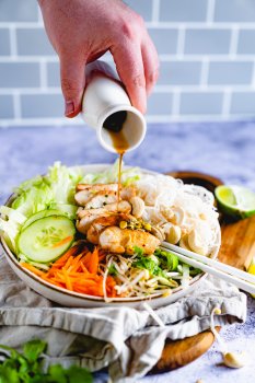 Vietnamesische Nudel-Bowl