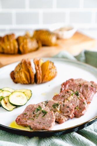 Kalbsfilet mit Minz-Knoblauch-Marinade