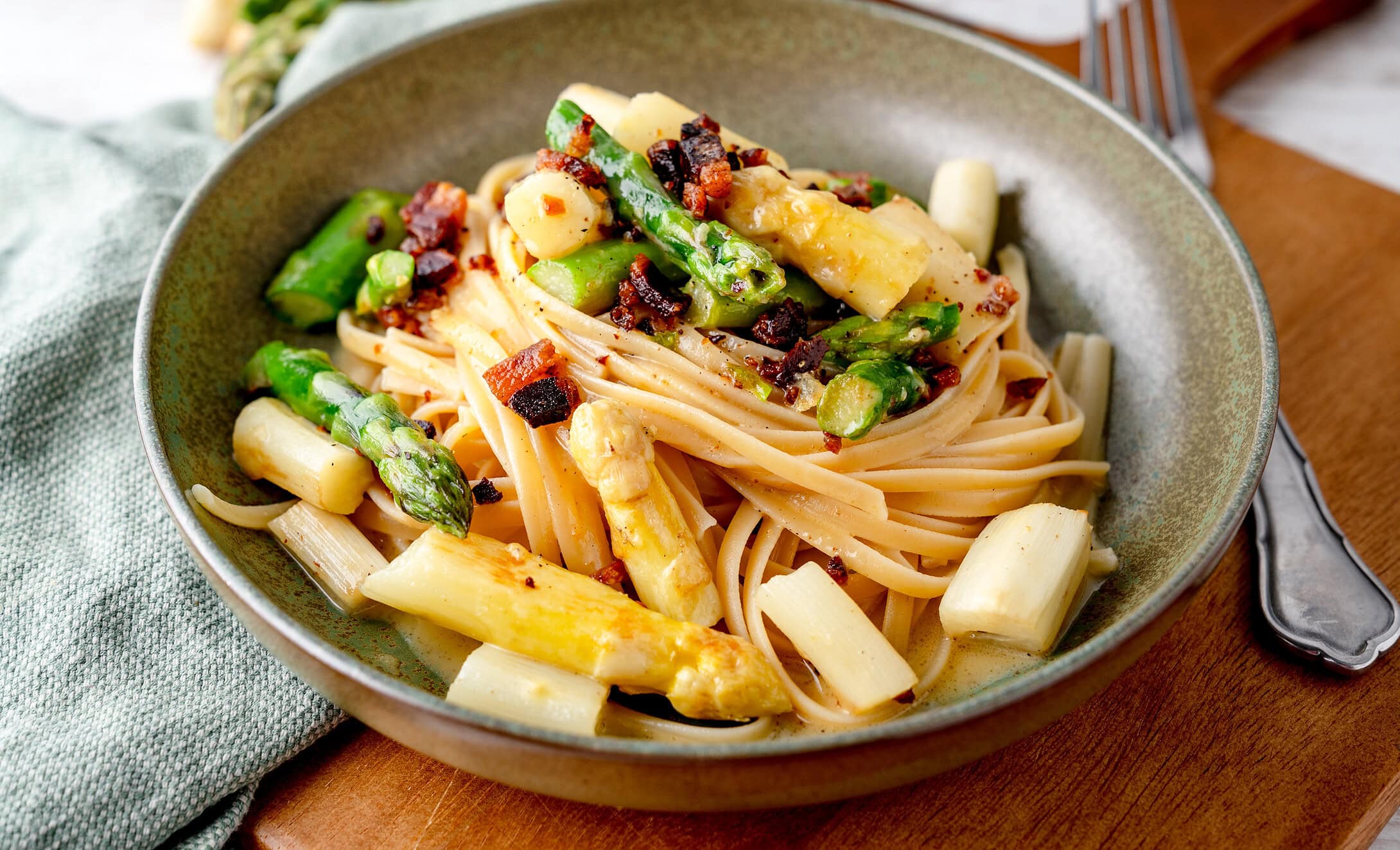 Spargel-Carbonara