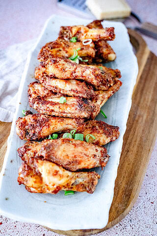 Herrlich krosse Parmesan Chicken Wings