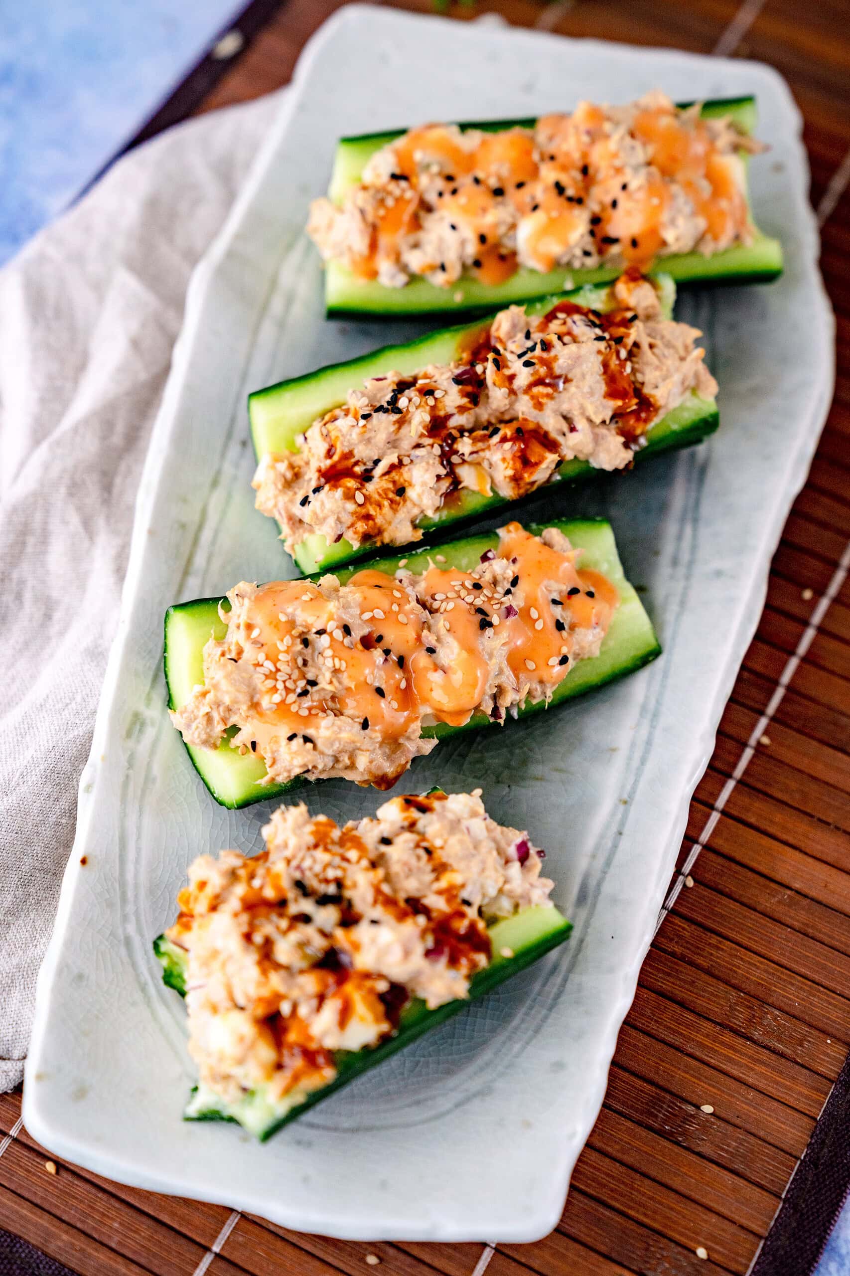 Thunfisch-Gurken-Schiffchen