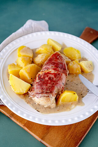 Hähnchen in Bacon